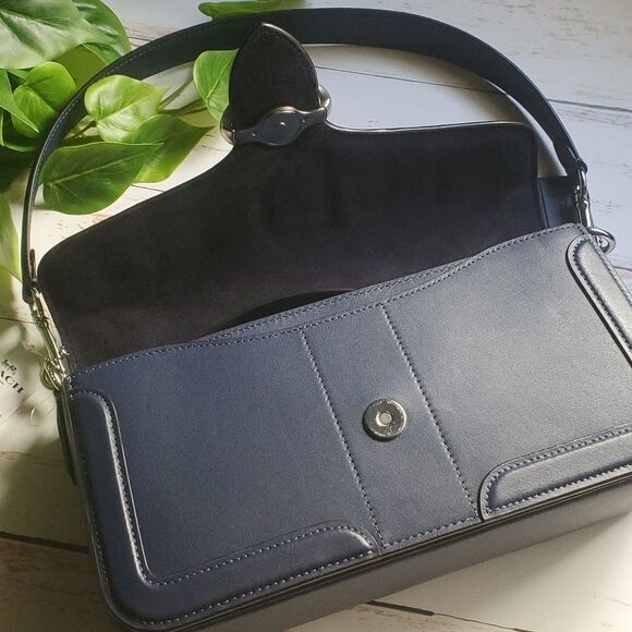 Coach Puffy Quilted Shoulder bag in Navy and Silver - Picture 7 of 14